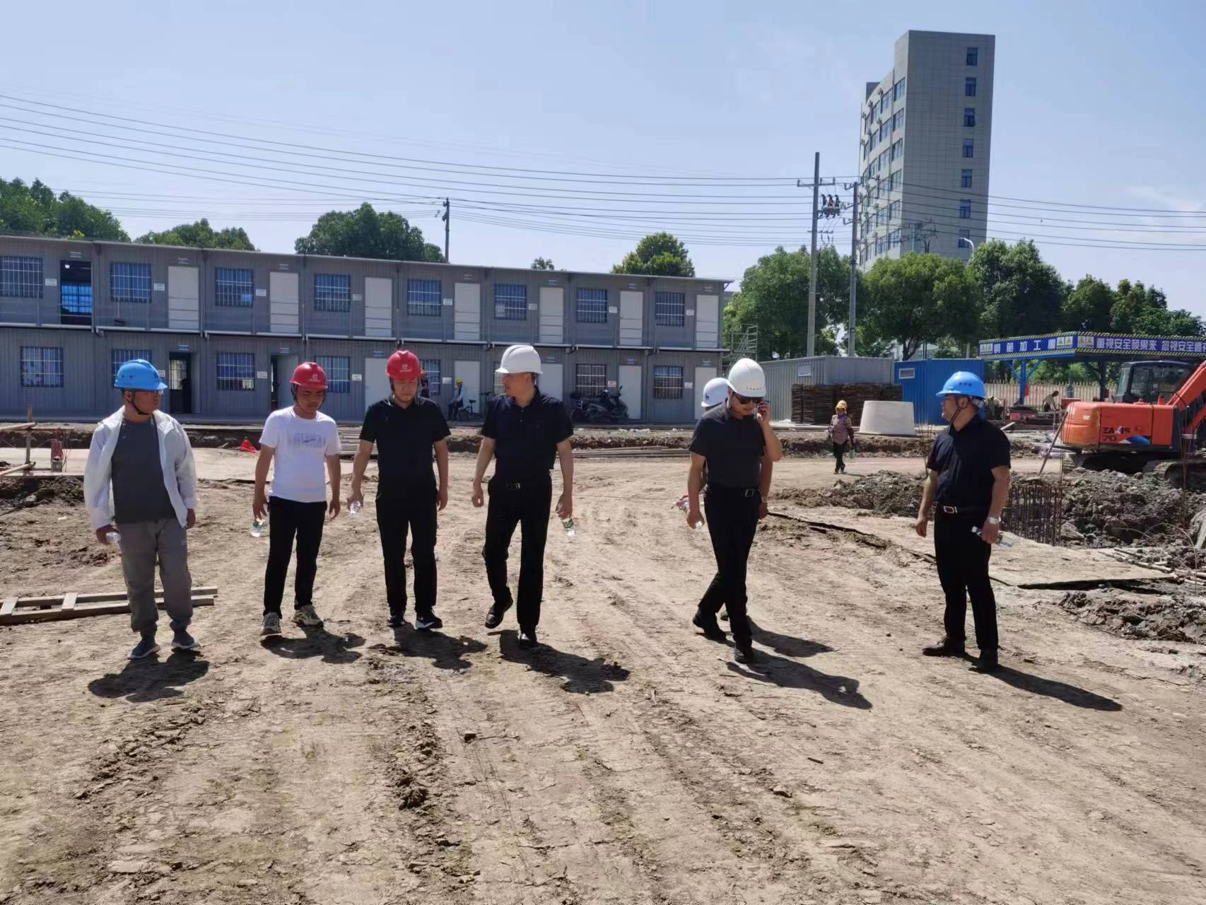 1688978150937285.jpg fe6933a05f37ab36f8ec72a00446303.jpg